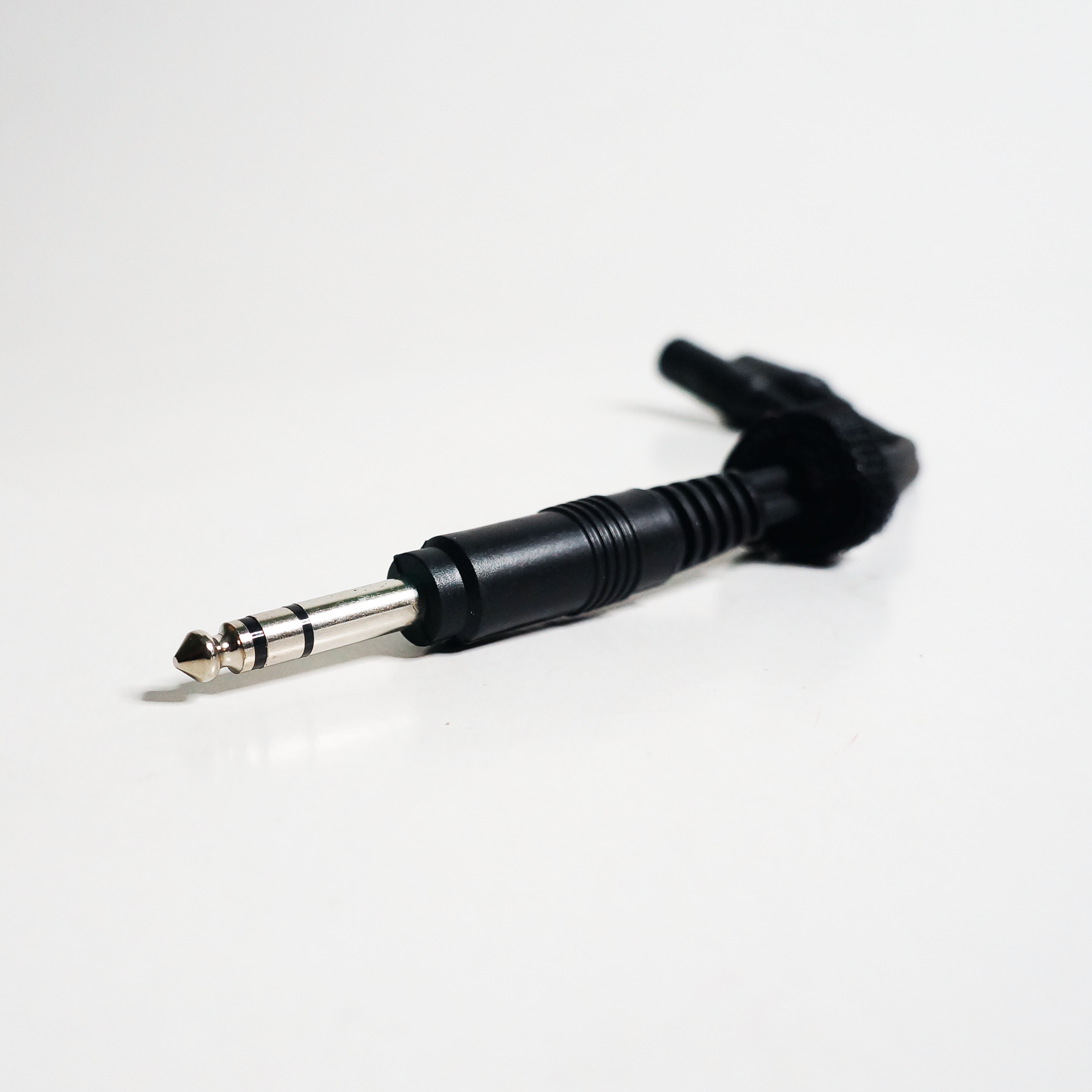 Soundking BJJ421 Stereo TRS to 2 Mono Female 3.5mm AUX Y-Cable